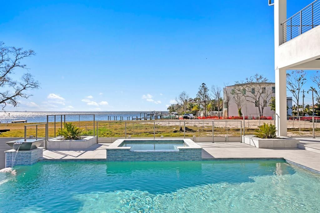 En Venta: $4,495,000 (5 camas, 6 baños, 5495 Pies cuadrados)