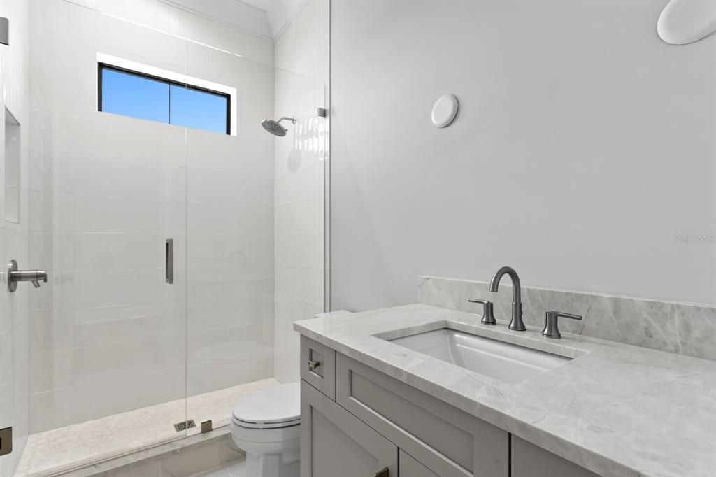 En Venta: $4,495,000 (5 camas, 6 baños, 5495 Pies cuadrados)