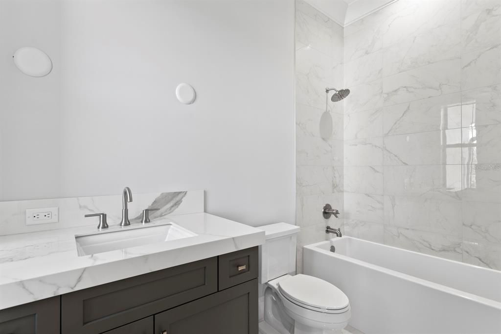 En Venta: $4,495,000 (5 camas, 6 baños, 5495 Pies cuadrados)