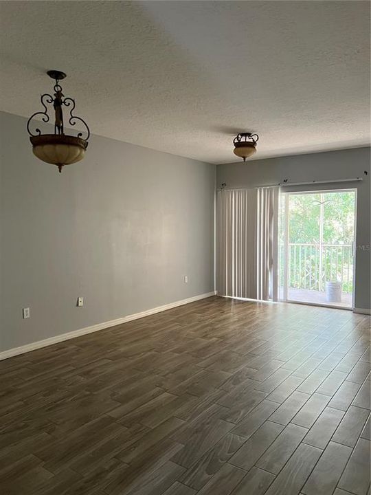 Recently Rented: $2,658 (3 beds, 2 baths, 1151 Square Feet)
