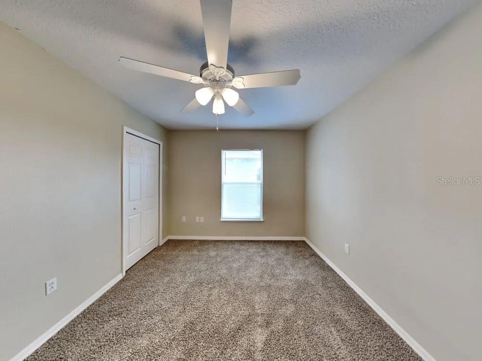 For Rent: $2,355 (4 beds, 3 baths, 3011 Square Feet)
