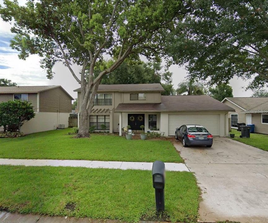 Recently Sold: $385,000 (2 beds, 2 baths, 2165 Square Feet)