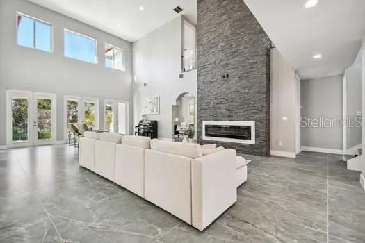 For Sale: $2,900,000 (4 beds, 5 baths, 4066 Square Feet)