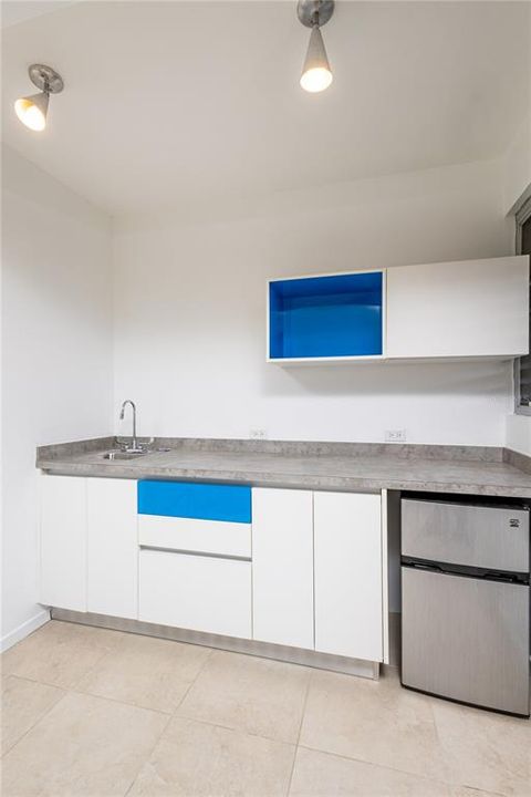 For Sale: $1,750,000 (4 beds, 4 baths, 3430 Square Feet)