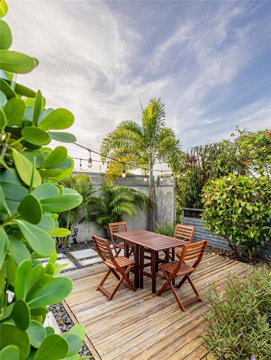 For Sale: $1,750,000 (4 beds, 4 baths, 3430 Square Feet)