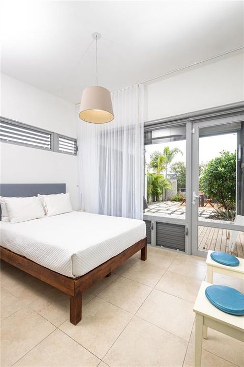 For Sale: $1,750,000 (4 beds, 4 baths, 3430 Square Feet)