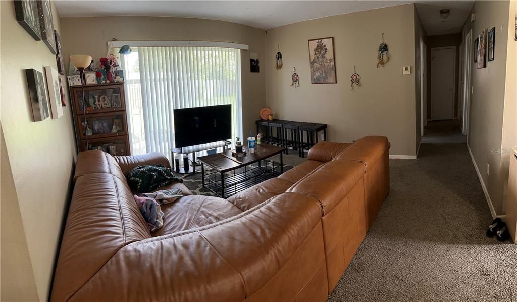 For Sale: $230,000 (3 beds, 1 baths, 1012 Square Feet)