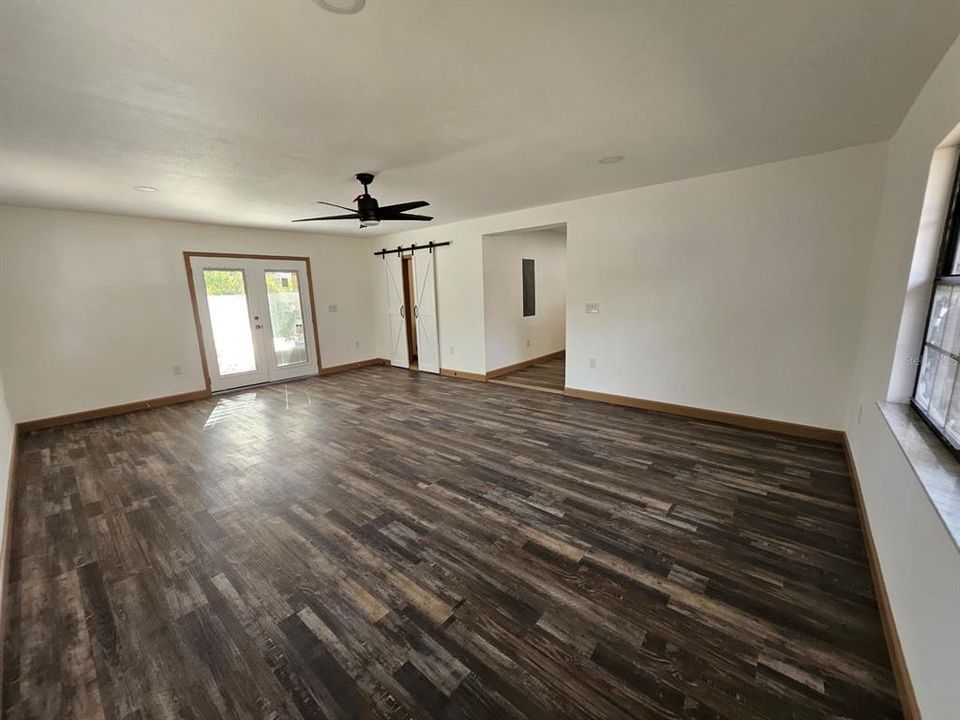 For Rent: $3,900 (3 beds, 3 baths, 2238 Square Feet)