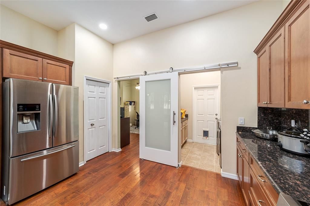 Active With Contract: $469,900 (3 beds, 2 baths, 2283 Square Feet)