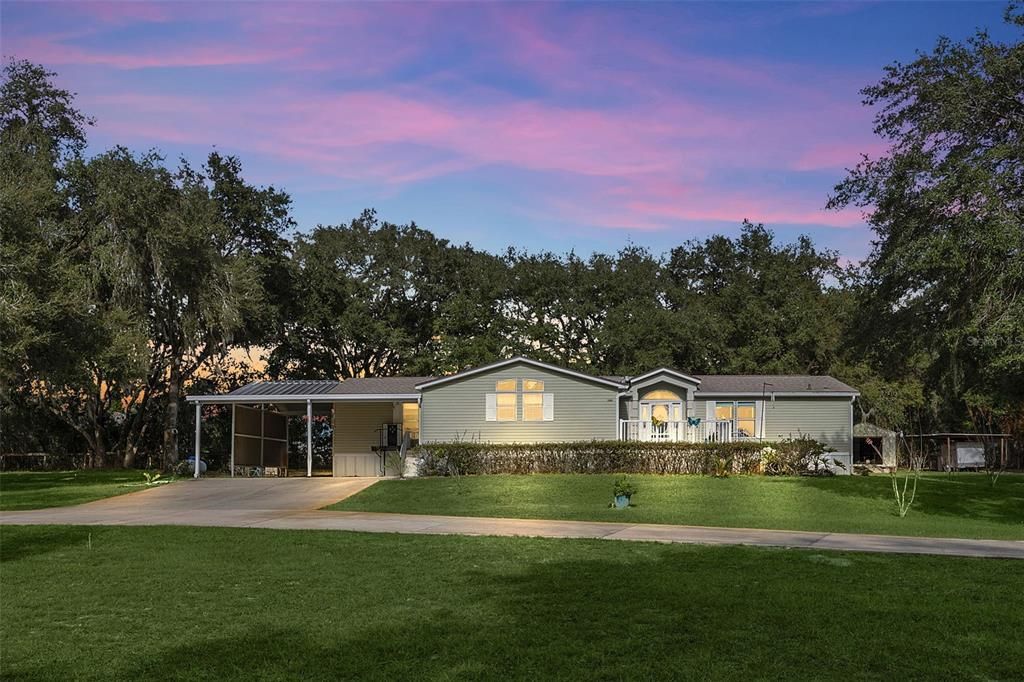 Recently Sold: $415,000 (3 beds, 2 baths, 2540 Square Feet)