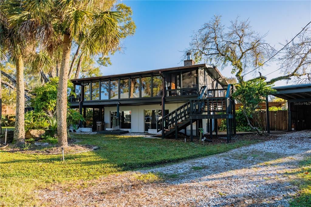 Recently Sold: $795,000 (3 beds, 2 baths, 2004 Square Feet)