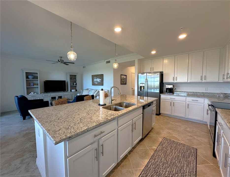 For Rent: $6,000 (2 beds, 2 baths, 1198 Square Feet)