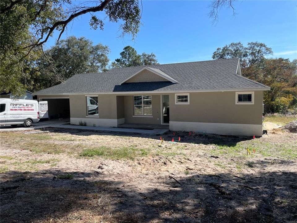 Recently Sold: $429,000 (3 beds, 2 baths, 1516 Square Feet)