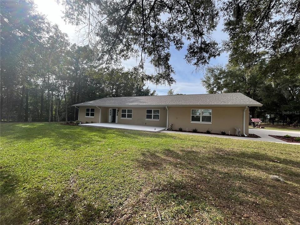 Recently Rented: $3,000 (4 beds, 3 baths, 2217 Square Feet)