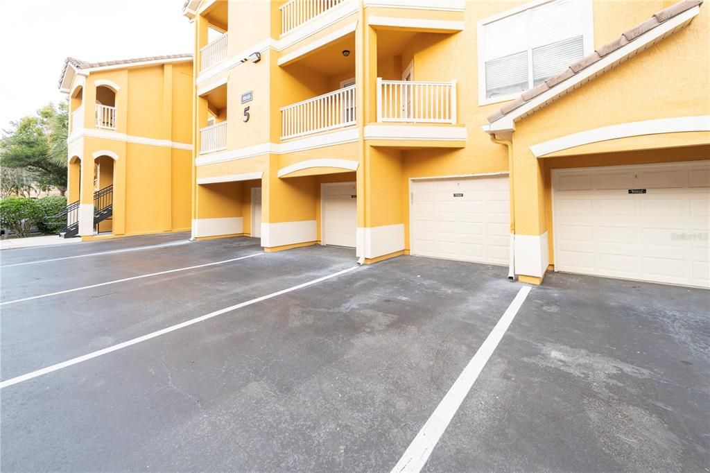 Recently Sold: $290,990 (2 beds, 2 baths, 1076 Square Feet)