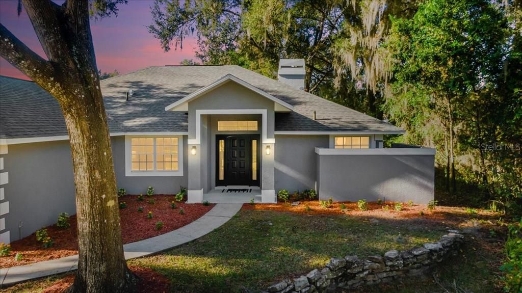 Recently Sold: $326,500 (3 beds, 2 baths, 1815 Square Feet)