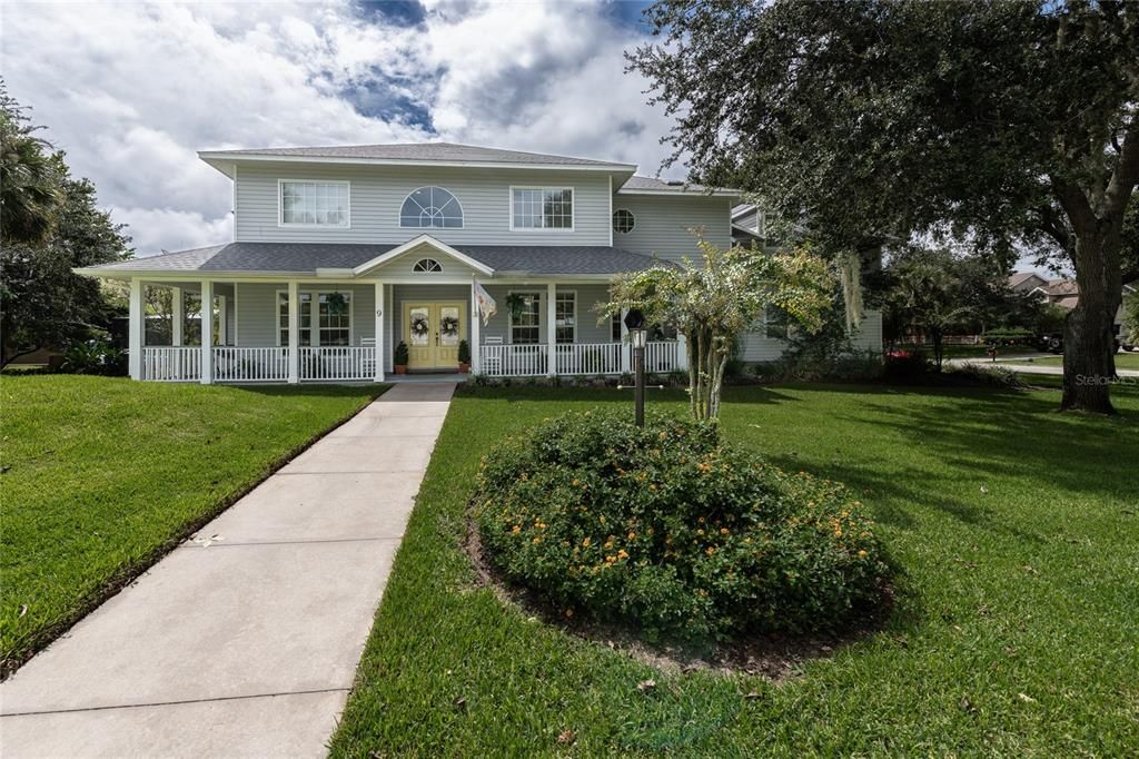 Active With Contract: $699,900 (5 beds, 3 baths, 4241 Square Feet)