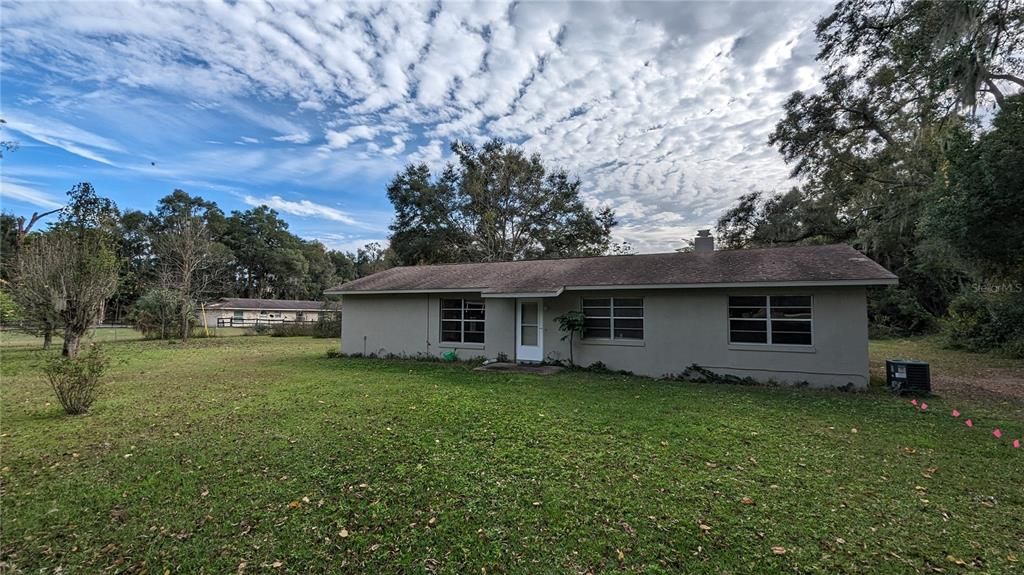 Recently Sold: $179,000 (2 beds, 2 baths, 1353 Square Feet)