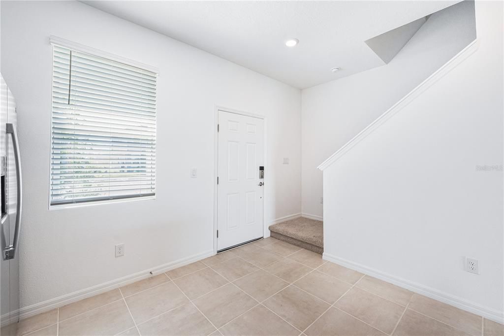 For Rent: $2,200 (2 beds, 2 baths, 1187 Square Feet)