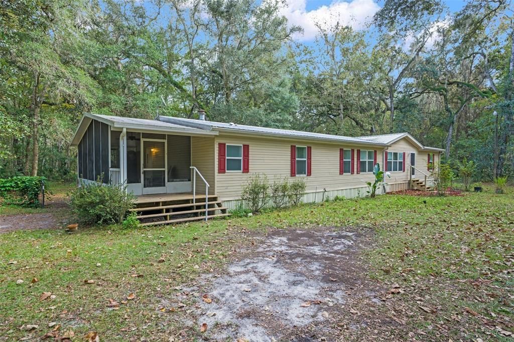 Vendido Recientemente: $350,000 (3 camas, 2 baños, 2280 Pies cuadrados)