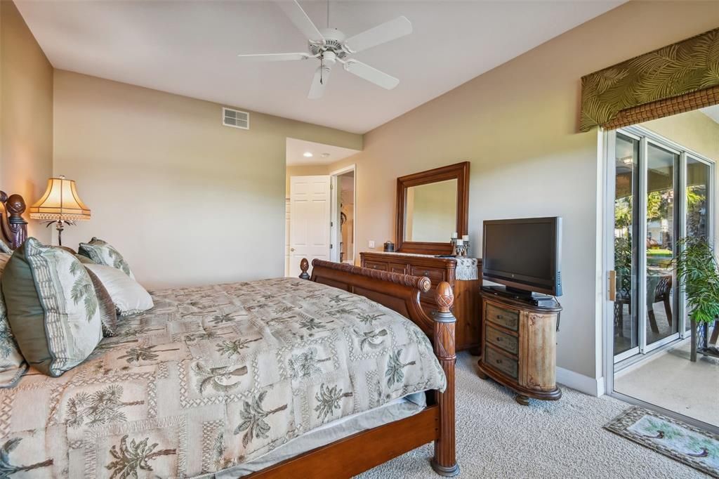 Active With Contract: $3,100 (3 beds, 2 baths, 1666 Square Feet)