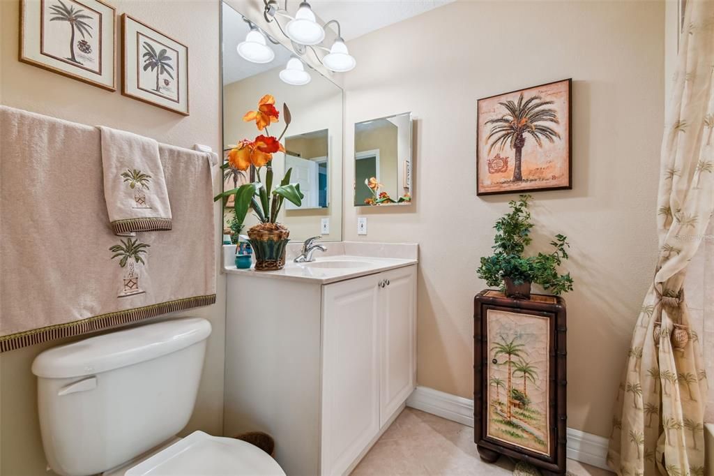 Active With Contract: $3,100 (3 beds, 2 baths, 1666 Square Feet)