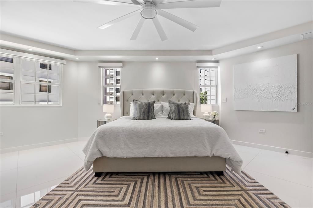 Active With Contract: $2,400,000 (4 beds, 4 baths, 3792.2 Square Feet)