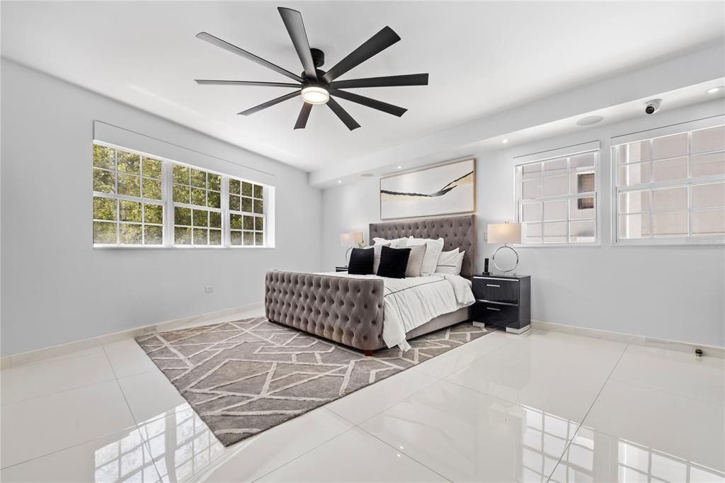 Active With Contract: $2,400,000 (4 beds, 4 baths, 3792.2 Square Feet)