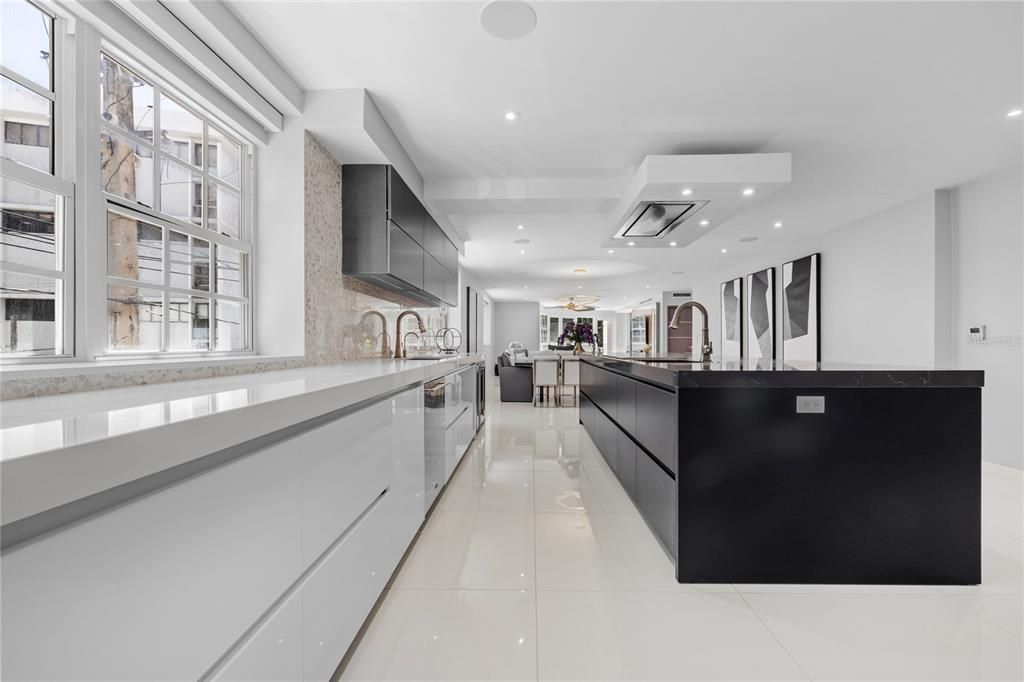 Active With Contract: $2,400,000 (4 beds, 4 baths, 3792.2 Square Feet)