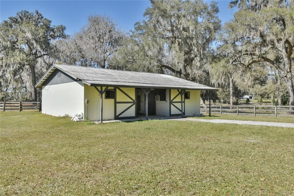 Cross country field, mare motel and paddocks.