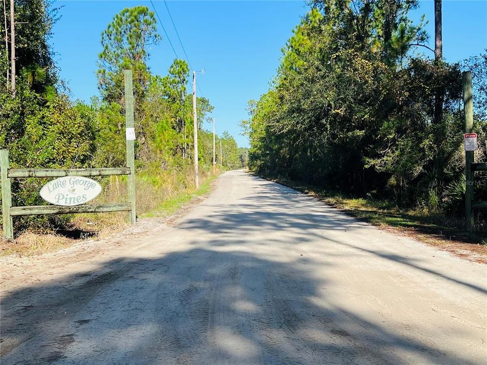 Old bubbly Rd. Lake George Pines community entrance