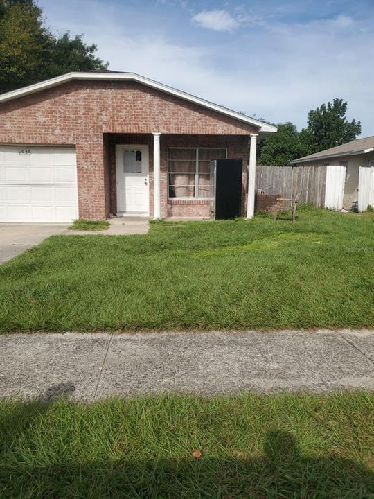 Recently Sold: $239,000 (2 beds, 2 baths, 996 Square Feet)