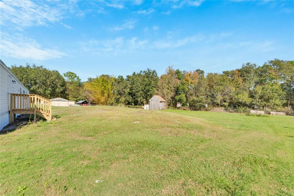 Active With Contract: $227,900 (3 beds, 2 baths, 1216 Square Feet)