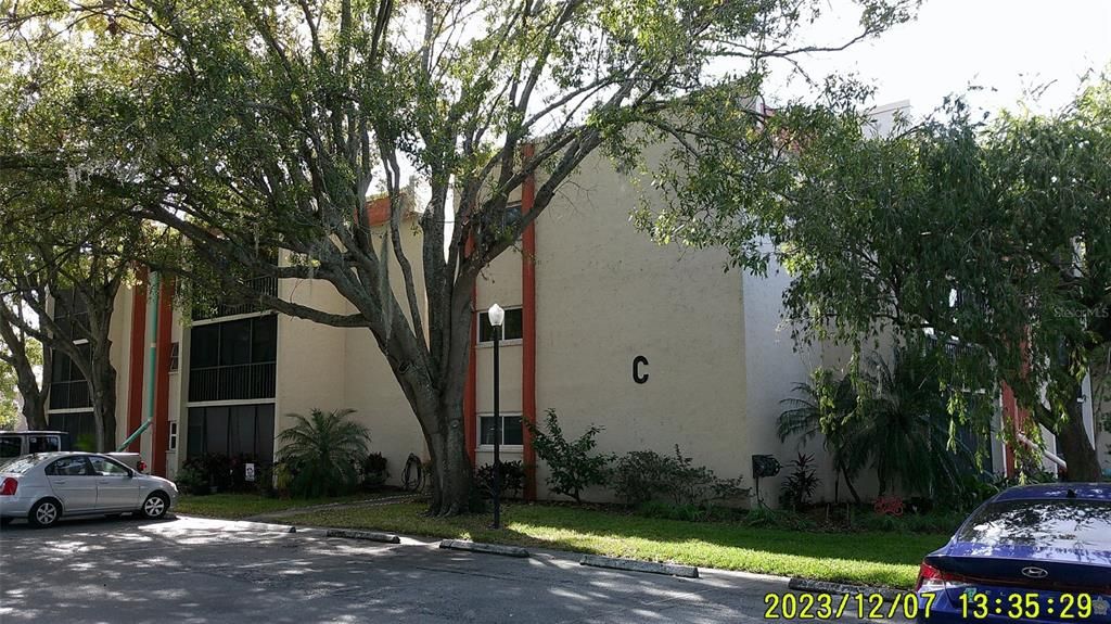 Recently Sold: $140,000 (2 beds, 2 baths, 928 Square Feet)
