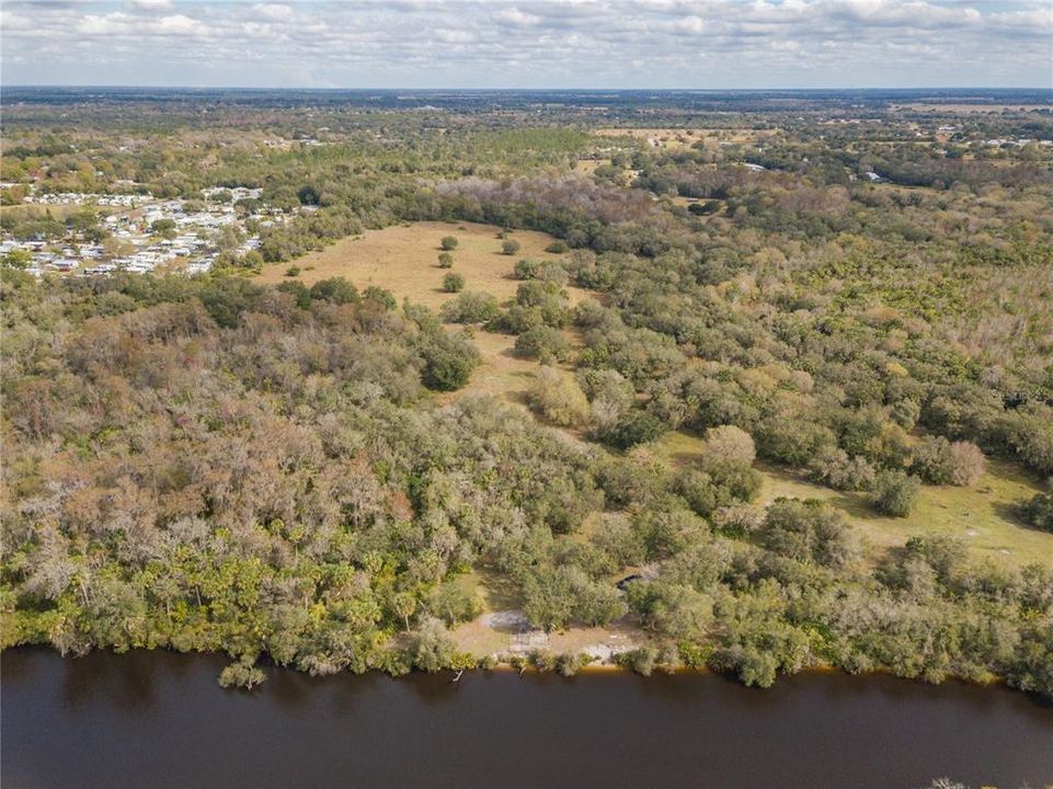 Vendido Recientemente: $1,499,000 (97.84 acres)