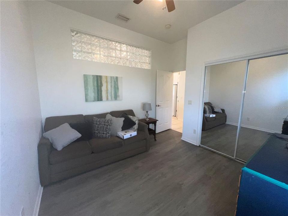 For Rent: $4,800 (3 beds, 2 baths, 1836 Square Feet)