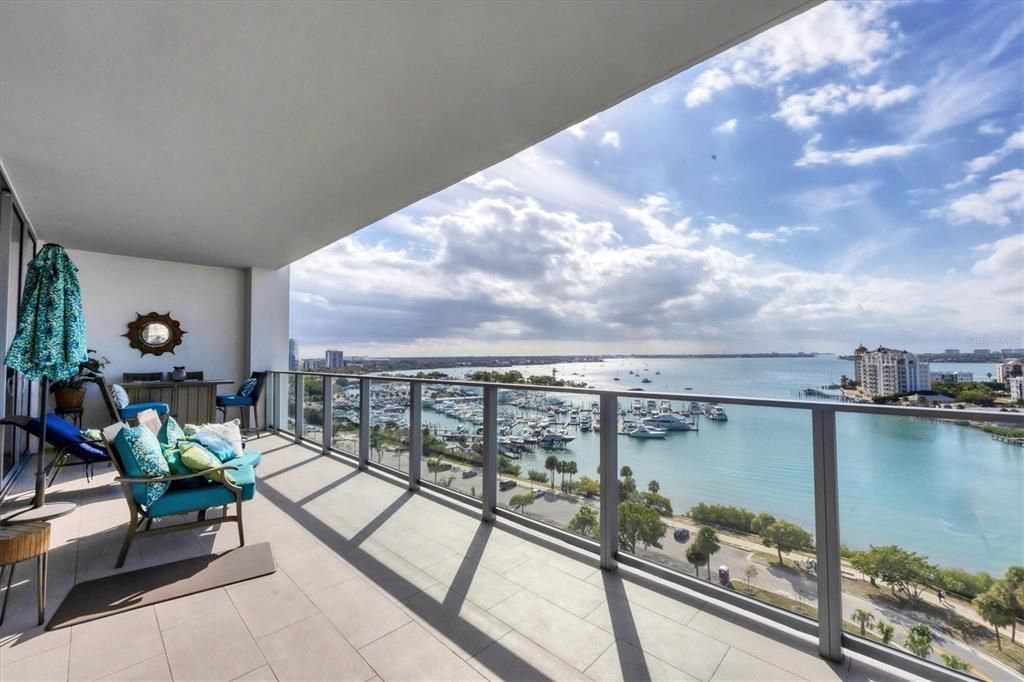 Recently Sold: $3,300,000 (3 beds, 3 baths, 2313 Square Feet)