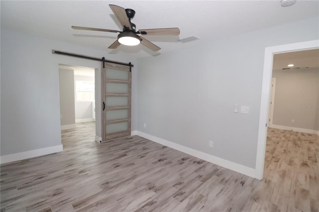 Active With Contract: $264,999 (2 beds, 2 baths, 1300 Square Feet)