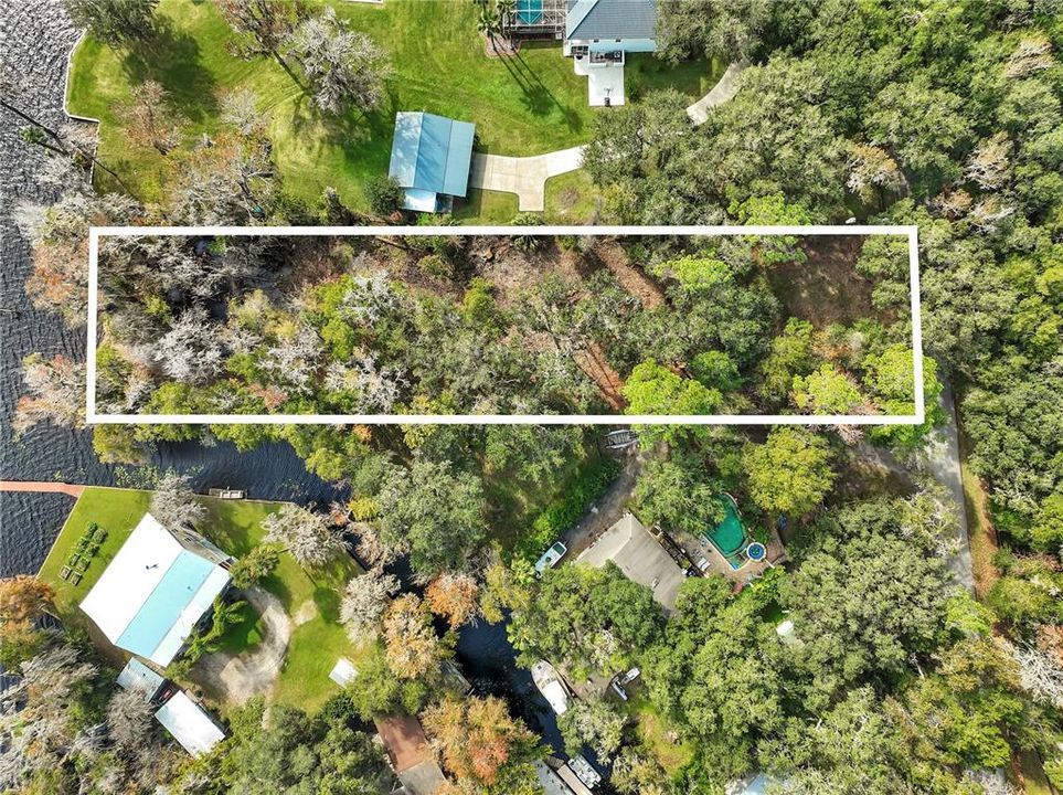 Above Aerial (Lot lines are for illustrative purposes only and should be verified by buyer.)