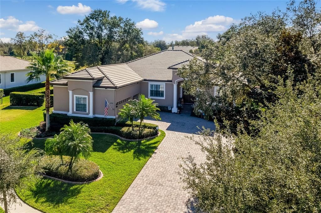Recently Sold: $875,000 (5 beds, 4 baths, 3952 Square Feet)