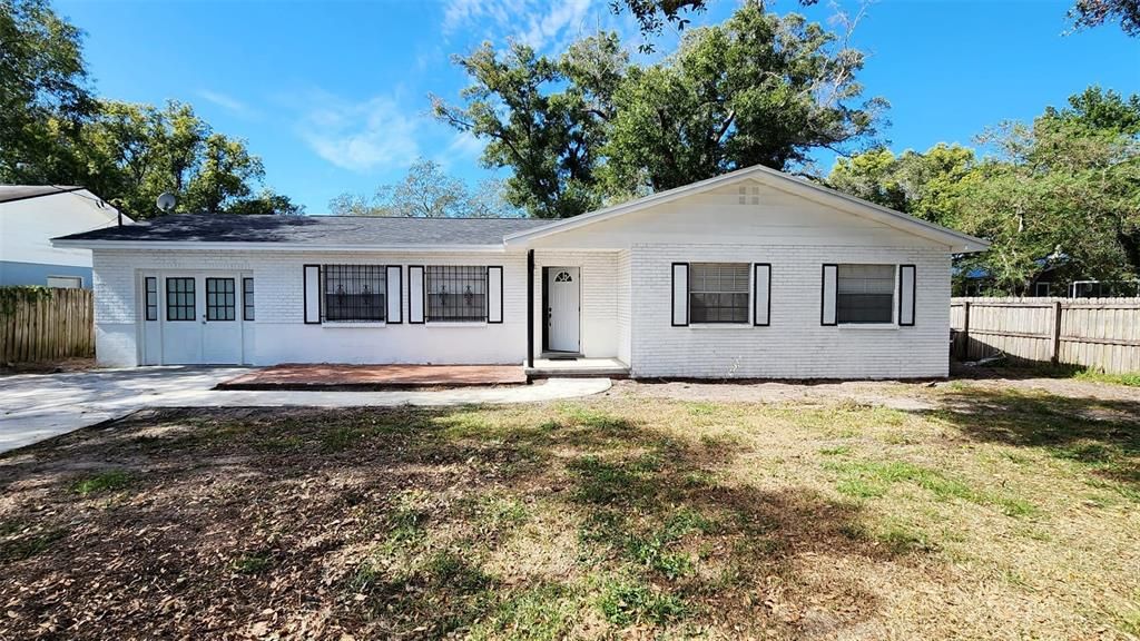 最近售出: $435,000 (4 贝兹, 3 浴室, 1649 平方英尺)