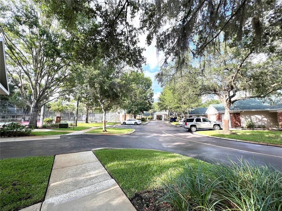 Active With Contract: $249,900 (3 beds, 2 baths, 1650 Square Feet)