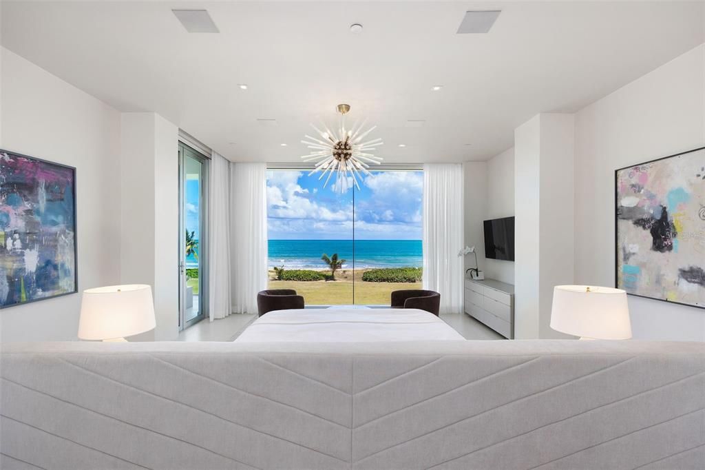 For Sale: $6,900,000 (4 beds, 4 baths, 4932 Square Feet)