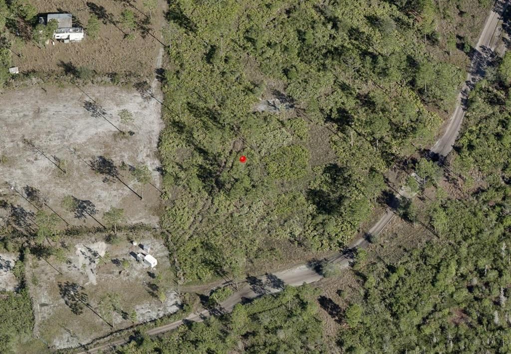 Vendido Recientemente: $9,000 (1.26 acres)