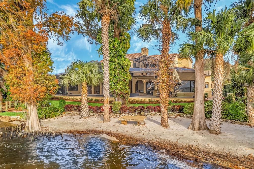 Recently Sold: $2,480,000 (4 beds, 4 baths, 4653 Square Feet)
