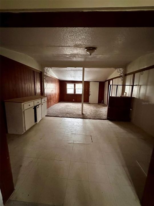 Vendido Recientemente: $140,000 (2 camas, 2 baños, 1048 Pies cuadrados)