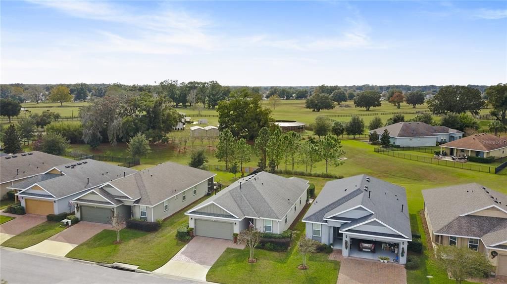 Recently Sold: $348,900 (2 beds, 2 baths, 1454 Square Feet)