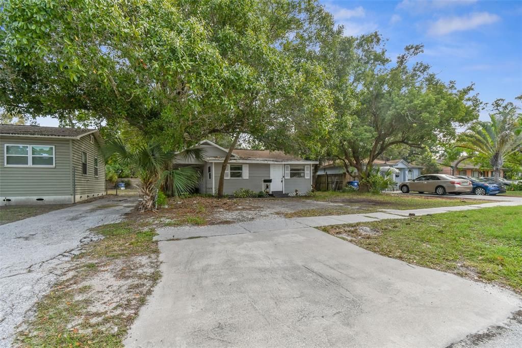 Recently Sold: $159,900 (2 beds, 1 baths, 665 Square Feet)