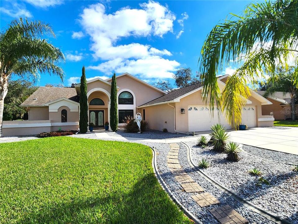 Recently Sold: $499,500 (4 beds, 3 baths, 2753 Square Feet)