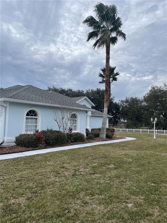 Recently Sold: $725,000 (3 beds, 2 baths, 2231 Square Feet)